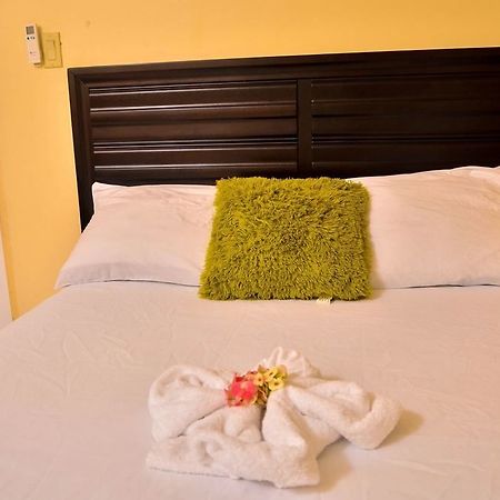 Kingston Sunset Guest Apartment I Extérieur photo