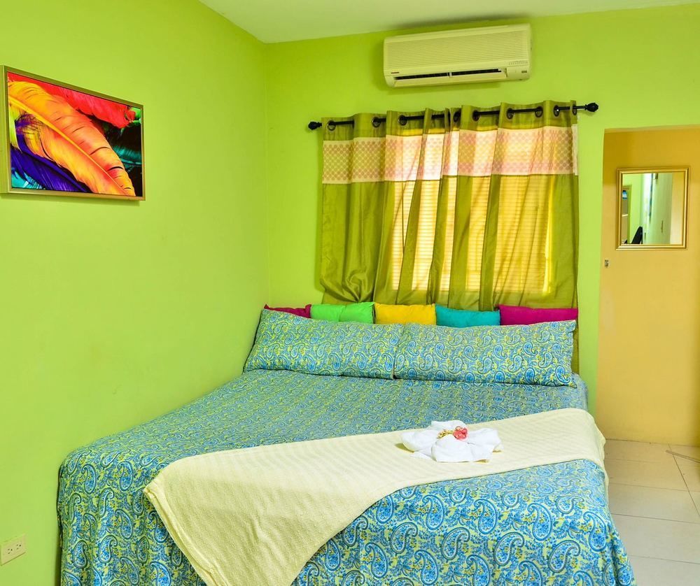 Kingston Sunset Guest Apartment I Extérieur photo